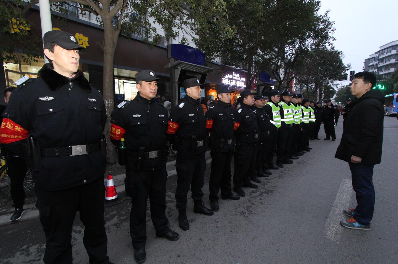 1520296930253720.jpg 2018yuanxiaodenghui6.jpg