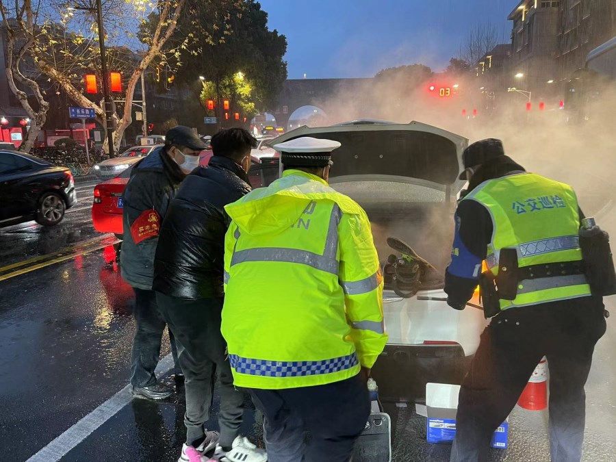 e2dfbaa59ba81d407c477127a75dd04.jpg e2dfbaa59ba81d407c477127a75dd04.jpg