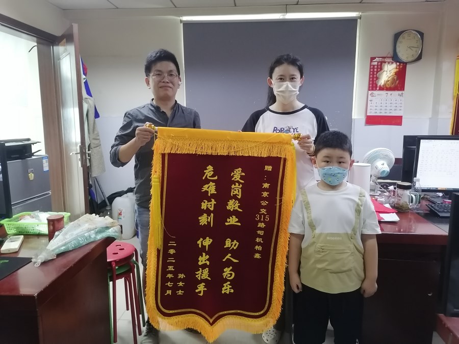 dc2a19e553931a580be564fce542843.jpg dc2a19e553931a580be564fce542843.jpg